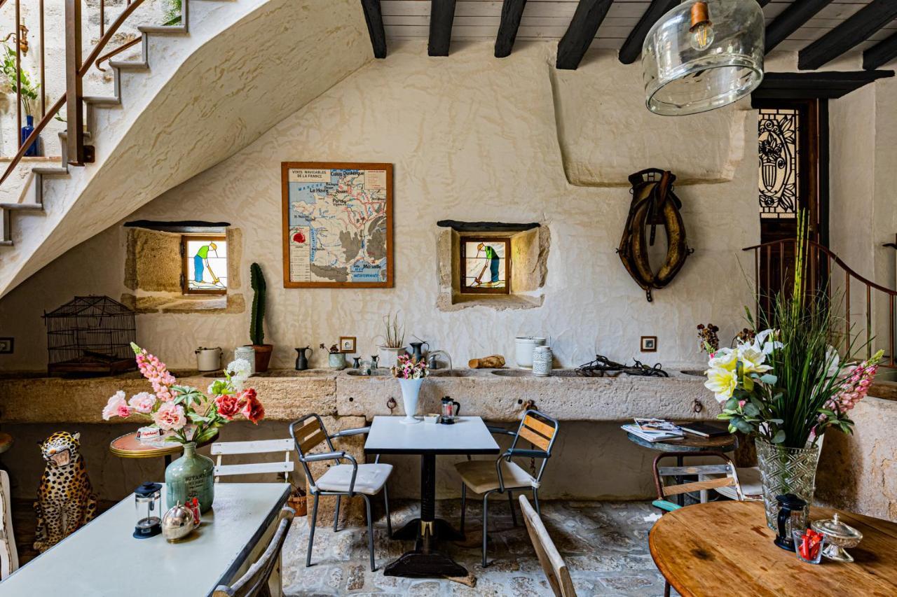 Le Domaine Des Carriers Bed & Breakfast Chevroches ภายนอก รูปภาพ